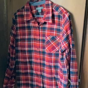 Women’s plaid shirt